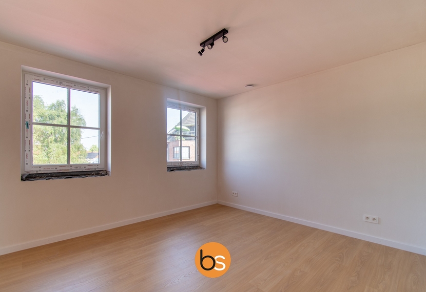 Nieuwbouwwoning met 3 ruime slaapkamers, carport en ruime berging