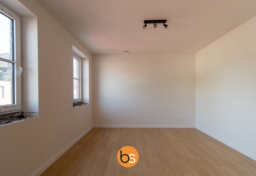 Nieuwbouwwoning met 3 ruime slaapkamers, carport en ruime berging