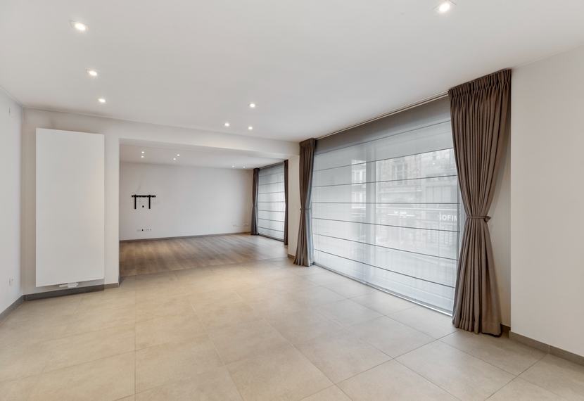 Exclusief villa-appartement met frontaal zicht op de Grote Markt van Roeselare