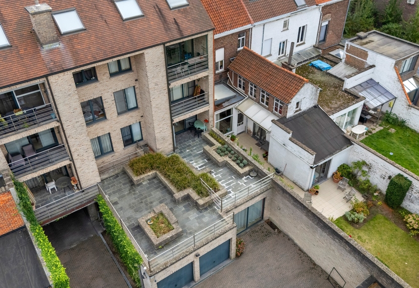 Instapklaar en energiezuinig appartement in hartje Izegem