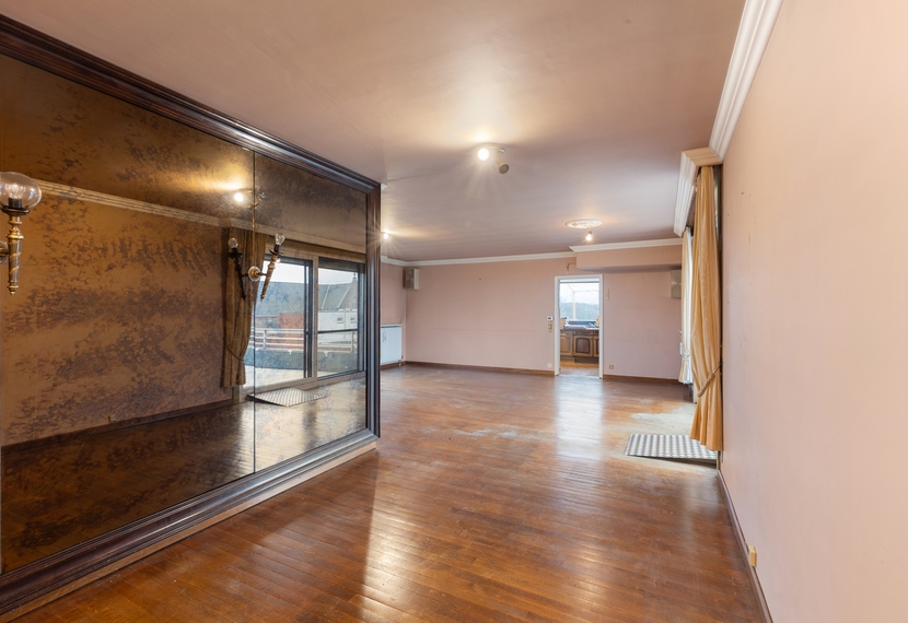 Unieke penthouse met groot terras in centrum Izegem