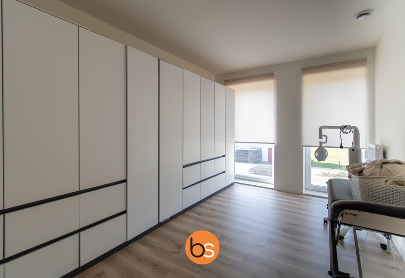 Recente woning met 3 slaapkamers en garage te Hulste