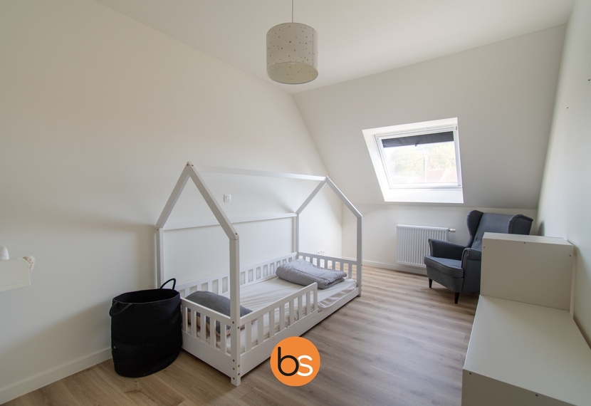 Recente woning met 3 slaapkamers en garage te Hulste
