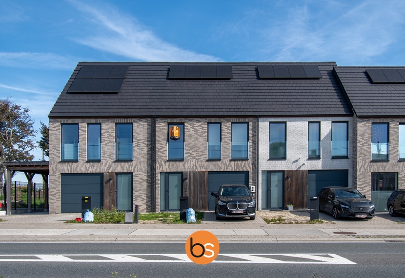 Recente woning met 3 slaapkamers en garage te Hulste