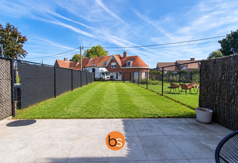 Recente woning met 3 slaapkamers en garage te Hulste