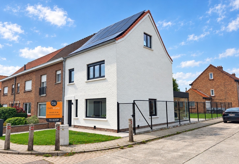 Gerenoveerde, ruime woning met 3 slaapkamers in Ledegem