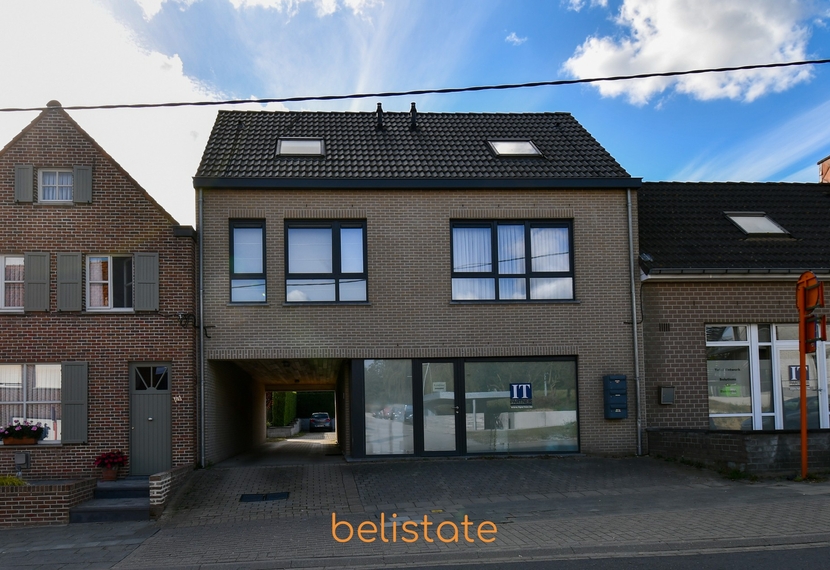 Recent duplex appartement met 2 slaapkamers