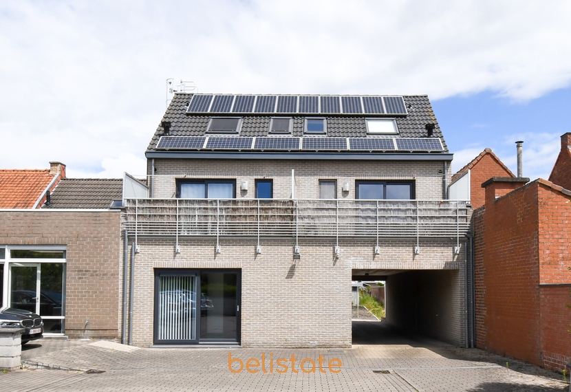 Recent duplex appartement met 2 slaapkamers