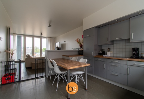 Ruim duplex appartement op 2e verdieping van kleinschalige residentie in hartje Roeselare