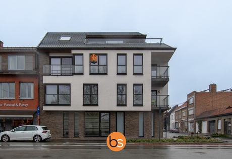 Lichtrijk tweeslaapkamer appartement te huur in Roeselare