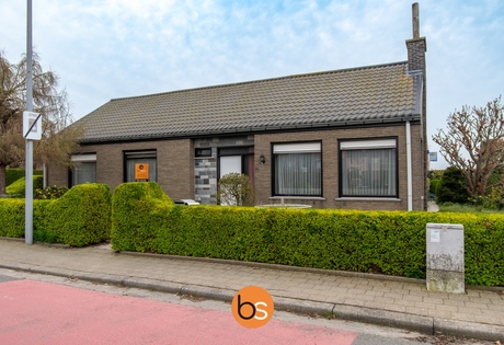 Rustig gelegen woning met ruime loods van 240 m² te huur