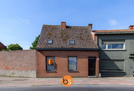 Centraal gelegen woning in Sint-Eloois-Winkel