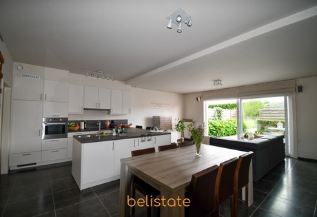 Appartement met ruim terras te huur