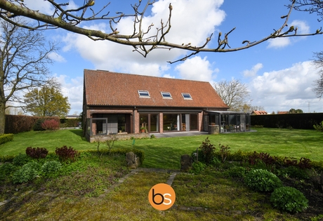 Landelijk gelegen villa op 2535m²