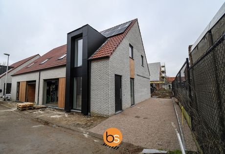 Moderne nieuwbouwwoning in het centrum van Ledegem