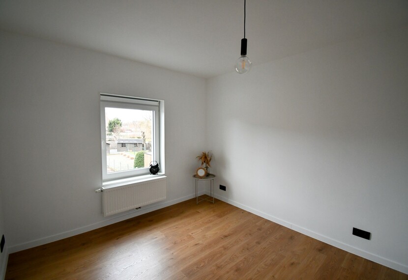 Prachtig gerenoveerde woning op perceel van 492m² in het centrum van Gullegem