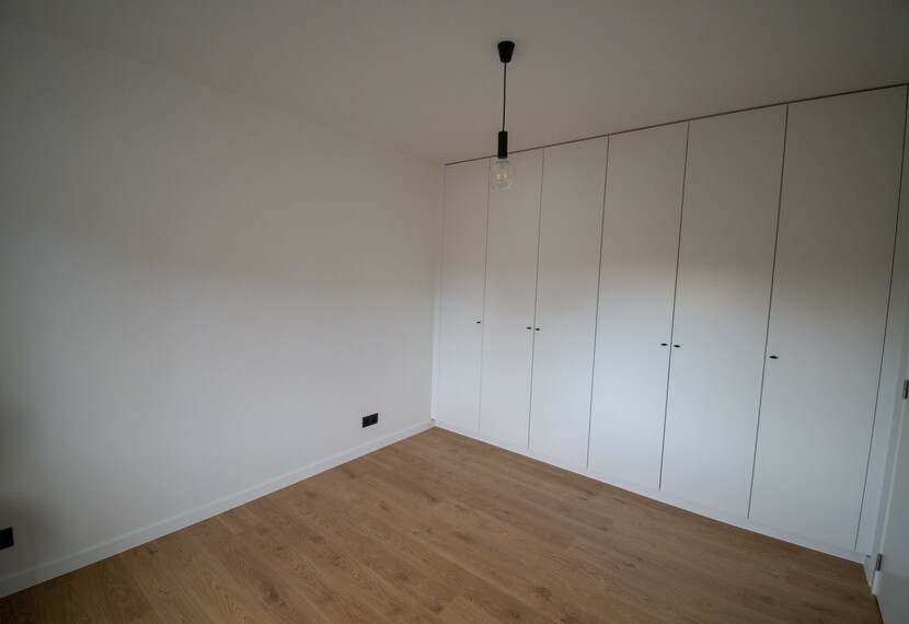 Prachtig gerenoveerde woning op perceel van 492m² in het centrum van Gullegem