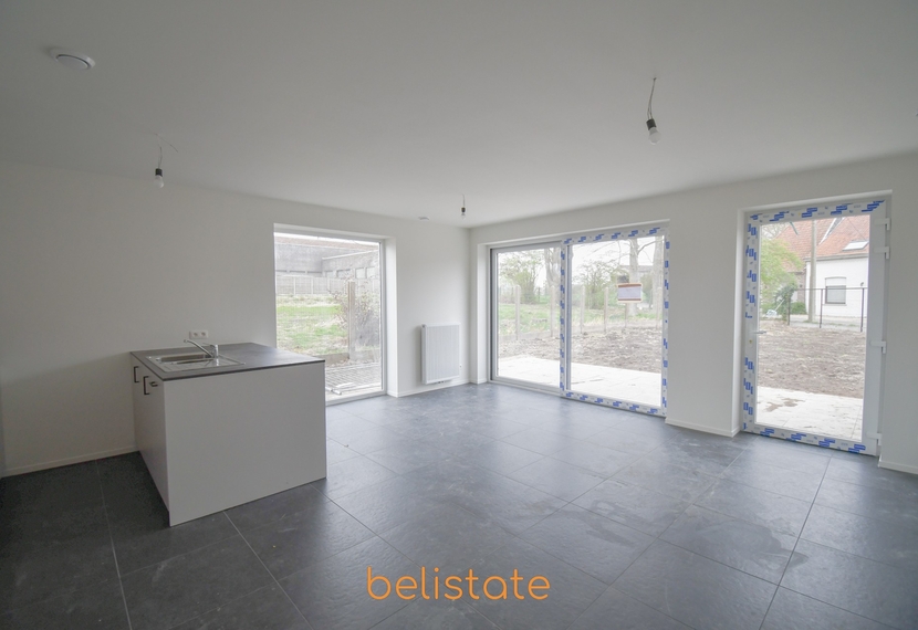 Nieuwbouwwoning met 3 slaapkamers en garage te Hulste