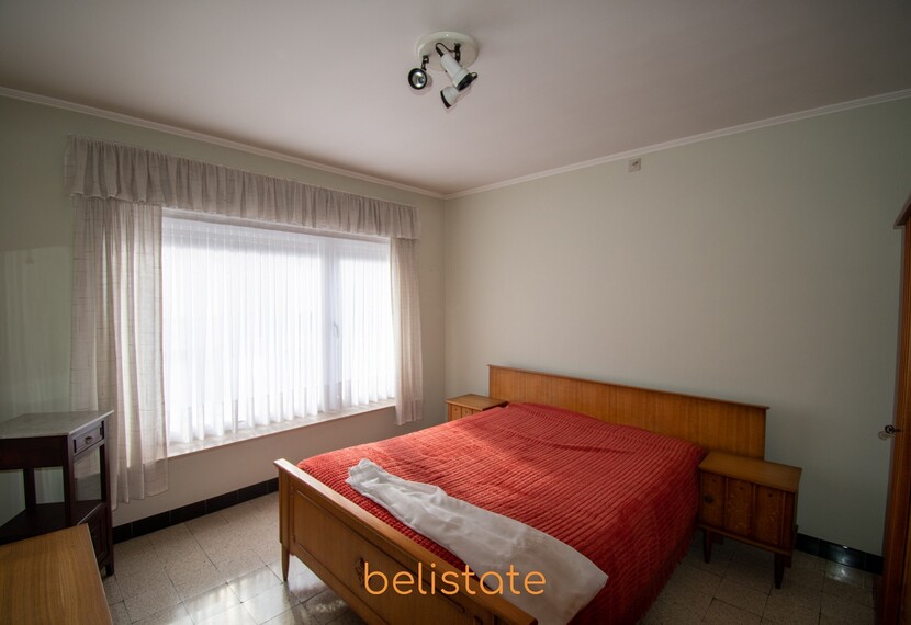 Ruime rijwoning met 4 slaapkamers en garage