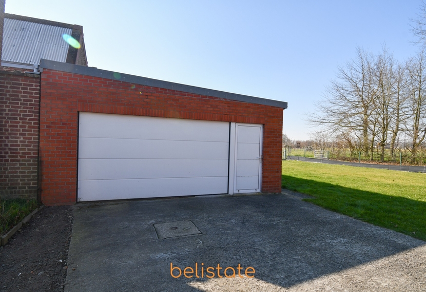 Alleenstaande woning op landelijke ligging te Heule
