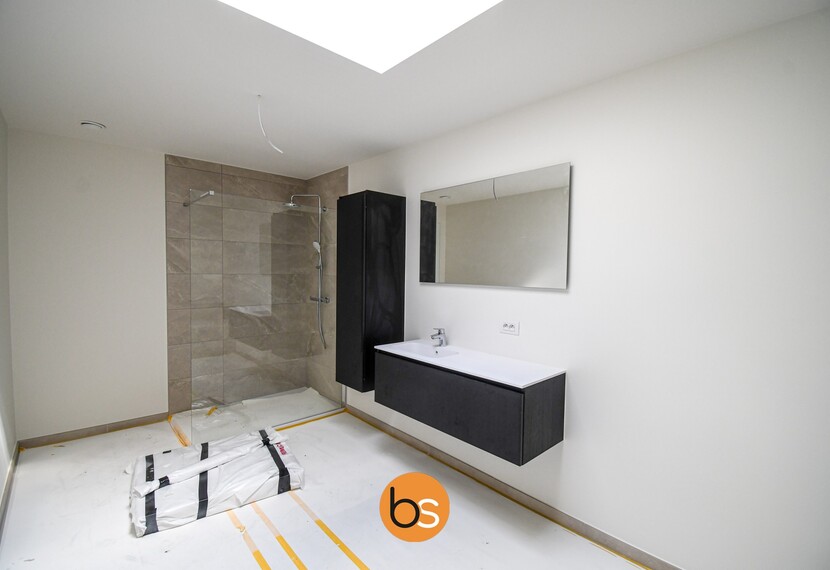 Ruime, lichtrijke nieuwbouwwoning met 3 slaapkamers