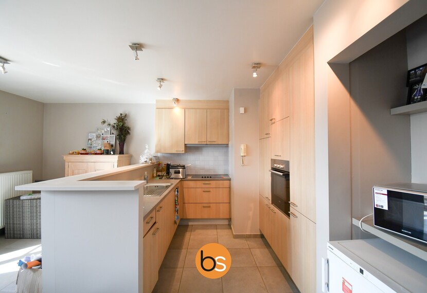 Ruim, lichtrijk appartement met 2 slaapkamers en een ruim terras