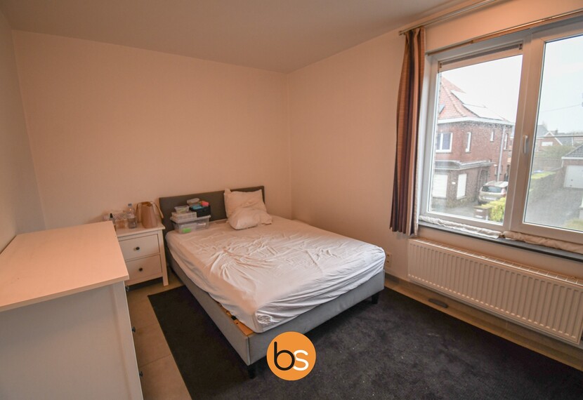 Ruim, lichtrijk appartement met 2 slaapkamers en een ruim terras