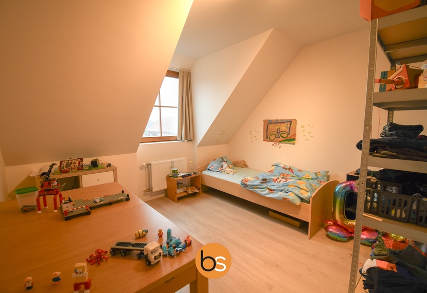Recente woning met 3 ruime slaapkamers in Oekene
