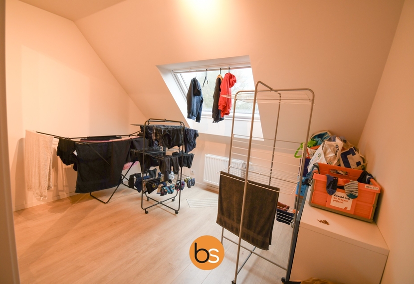 Recente woning met 3 ruime slaapkamers in Oekene