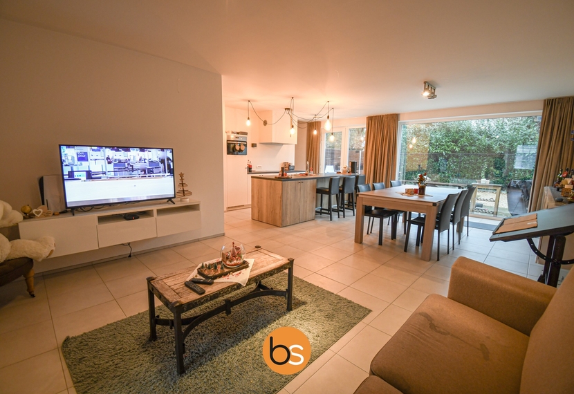Recente woning met 3 ruime slaapkamers in Oekene
