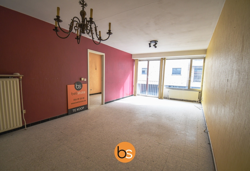 Te renoveren appartement te koop!