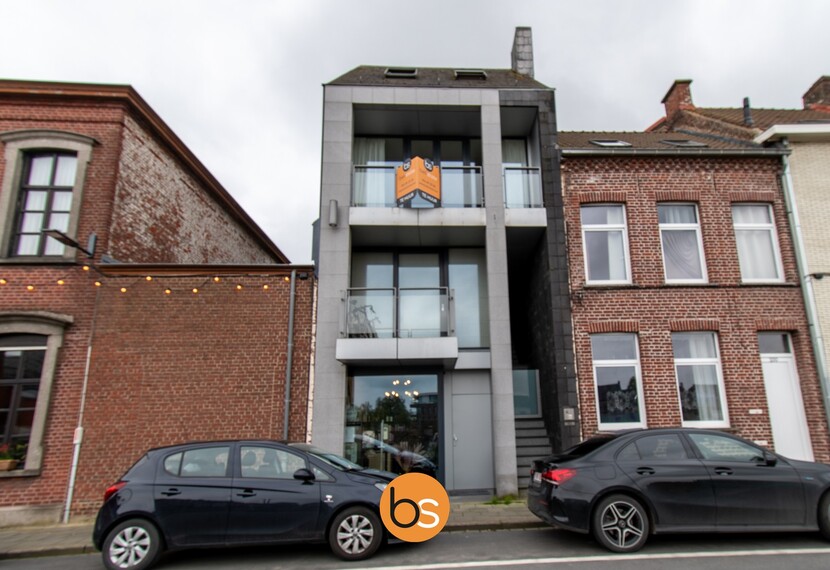 Ruim duplex appartement op 2e verdieping van kleinschalige residentie in hartje Roeselare