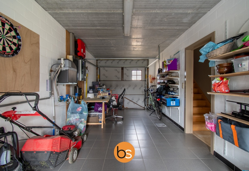 Recente woning met 3 slaapkamers en ruime parkeermogelijkheden in Heule
