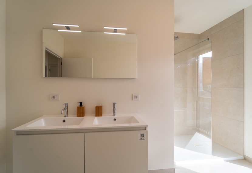 Nieuwbouwwoning te koop
