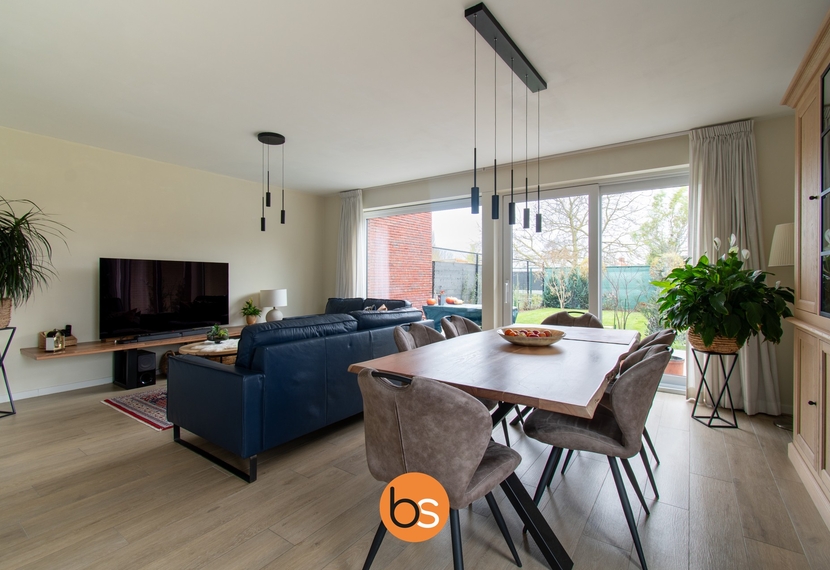 Ruime, lichtrijke nieuwbouwwoning in rustige woonwijk