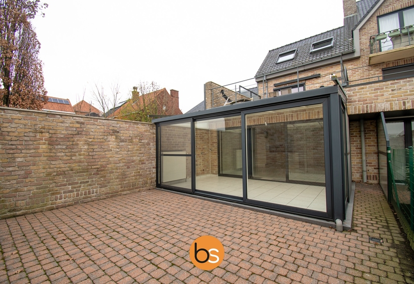 Gelijkvloers appartement met 2 slaapkamers in Sint-Eloois-Winkel