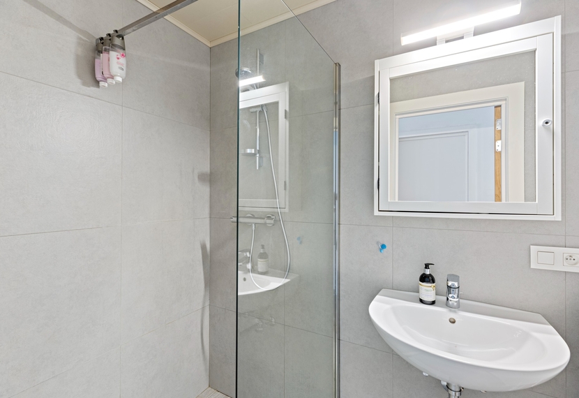 De Kempkens 2, 8880 Ledegem — Recent gerenoveerde halfopen woning met tuin