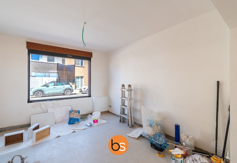 Prachtig volledig gerenoveerde woning met 4 slaapkamers en A-label te huur - Bosmolens
