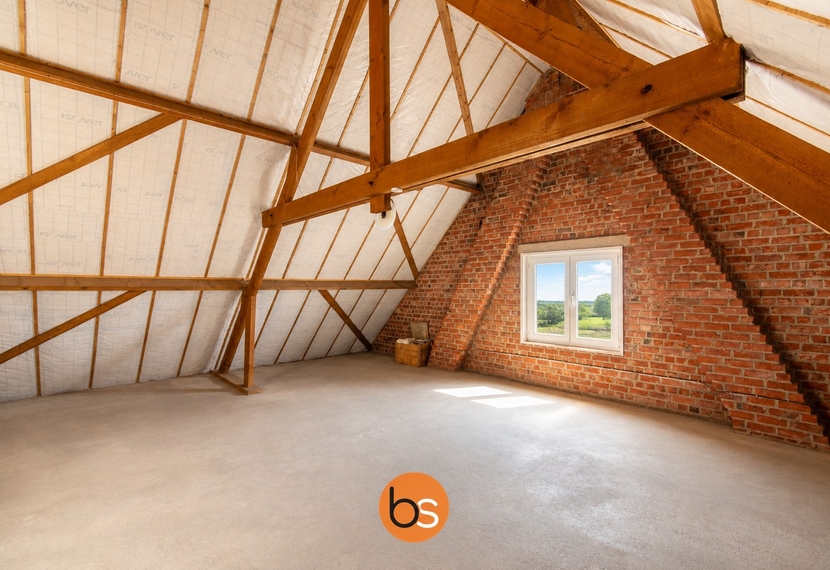 Op te frissen halfopen bebouwing op 'Bosmolens' in Izegem