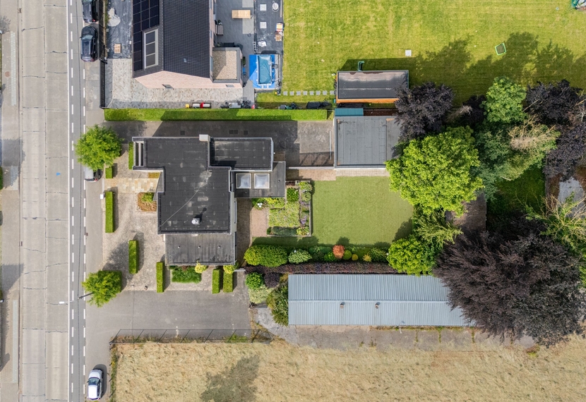 Karaktervolle architectenvilla op een royaal perceel van 1.286 m² getekend door architect Piet Pauwels