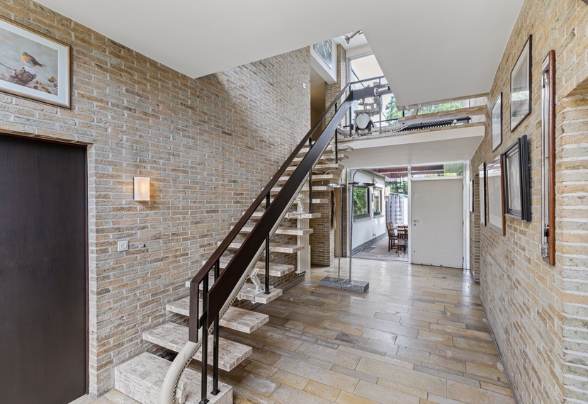 Karaktervolle architectenvilla op een royaal perceel van 1.286 m² getekend door architect Piet Pauwels