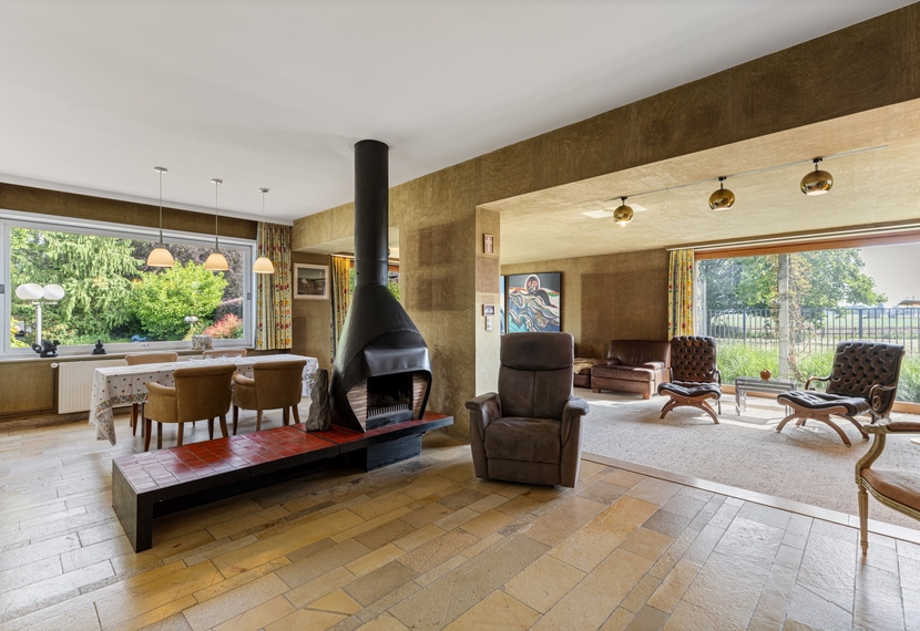 Karaktervolle architectenvilla op een royaal perceel van 1.286 m² getekend door architect Piet Pauwels