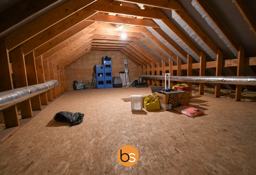 Nieuwbouwwoning met 3 ruime slaapkamers in het centrum van Oekene