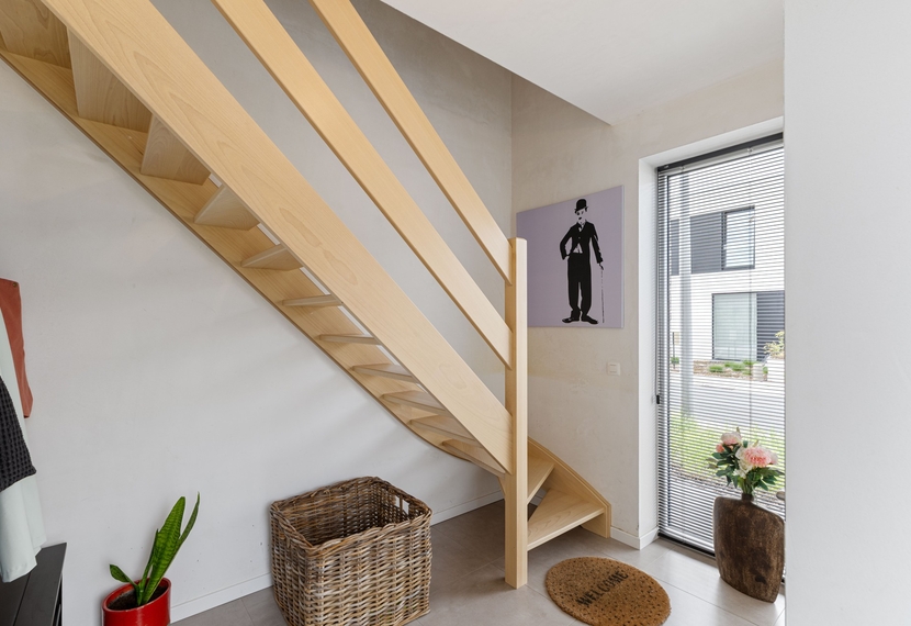 Instapklaar wonen in Rollegem — quasi nieuw, EPC A, zonnepanelen & warmtepomp