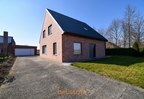 Alleenstaande woning op landelijke ligging te Heule