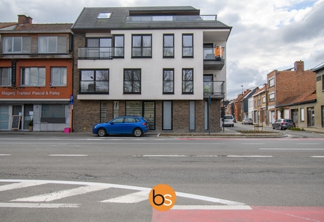 Lichtrijk tweeslaapkamerappartement te huur in Roeselare