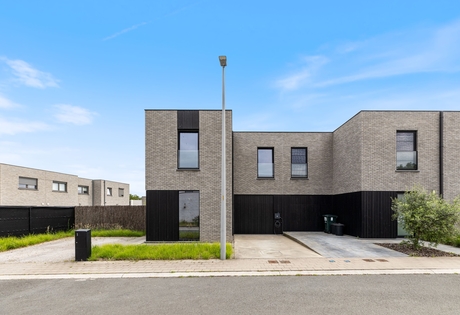 Instapklaar wonen in Rollegem — quasi nieuw, EPC A, zonnepanelen & warmtepomp