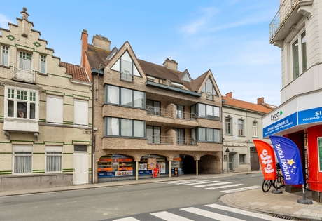 Instapklaar en energiezuinig appartement in hartje Izegem